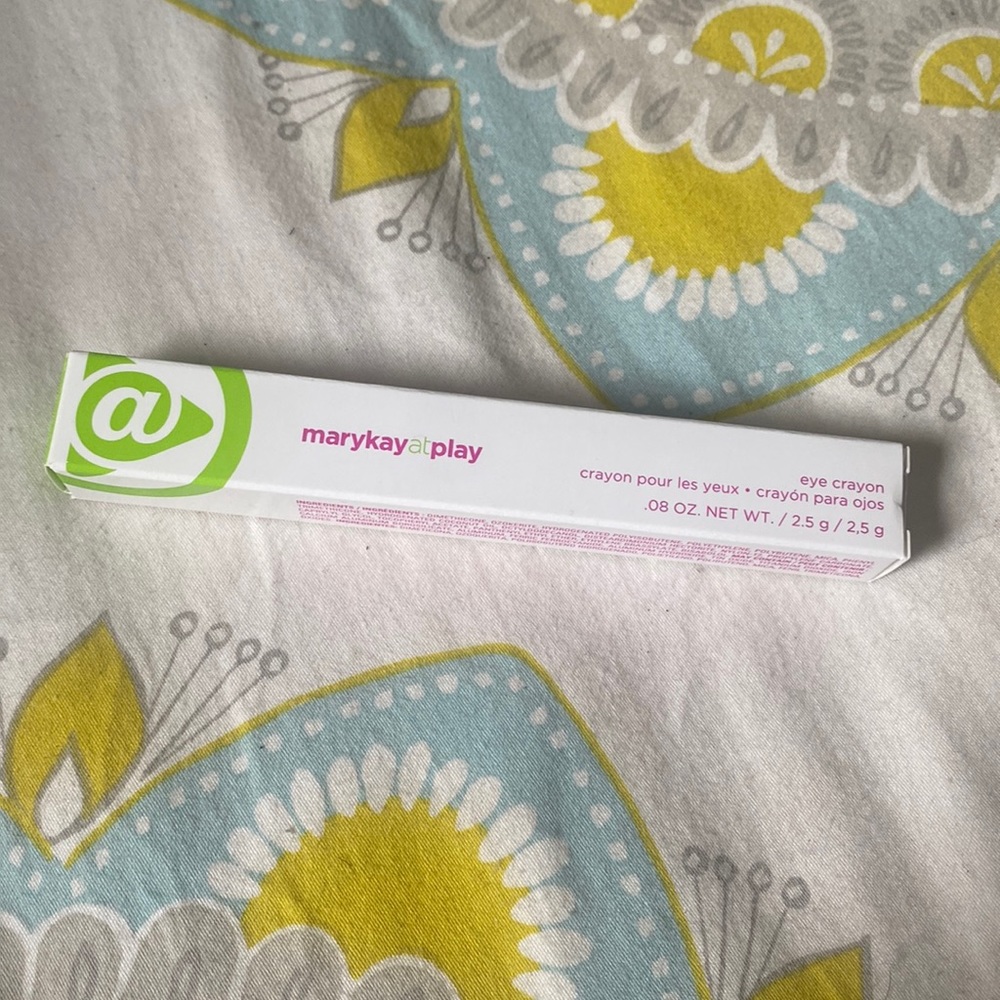 MaryKay at Play Eye Crayon (.08 oz) - Green Tea 064903